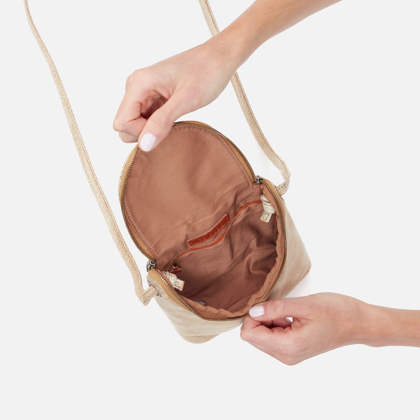 Fern Crossbody In Metallic Leather - Gold Leaf - Image 3