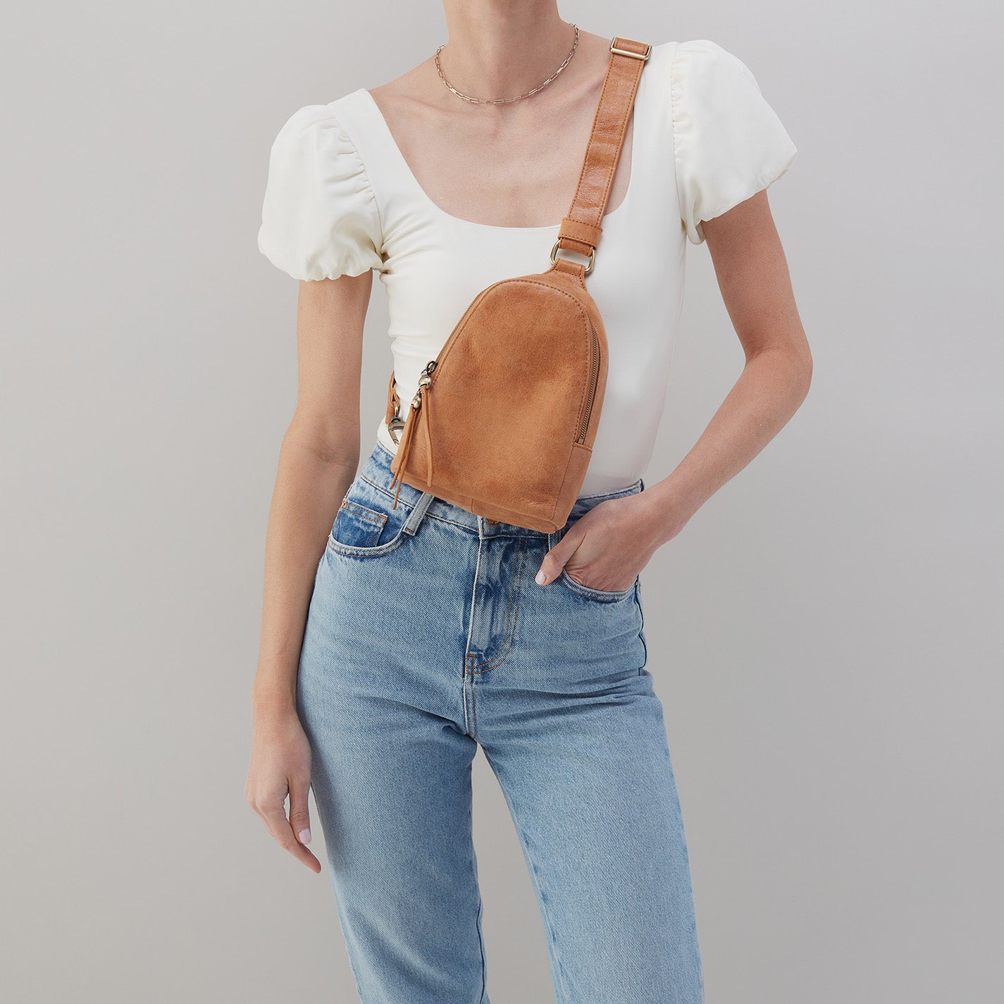 Fern Sling In Buffed Leather - Whiskey - Image 3