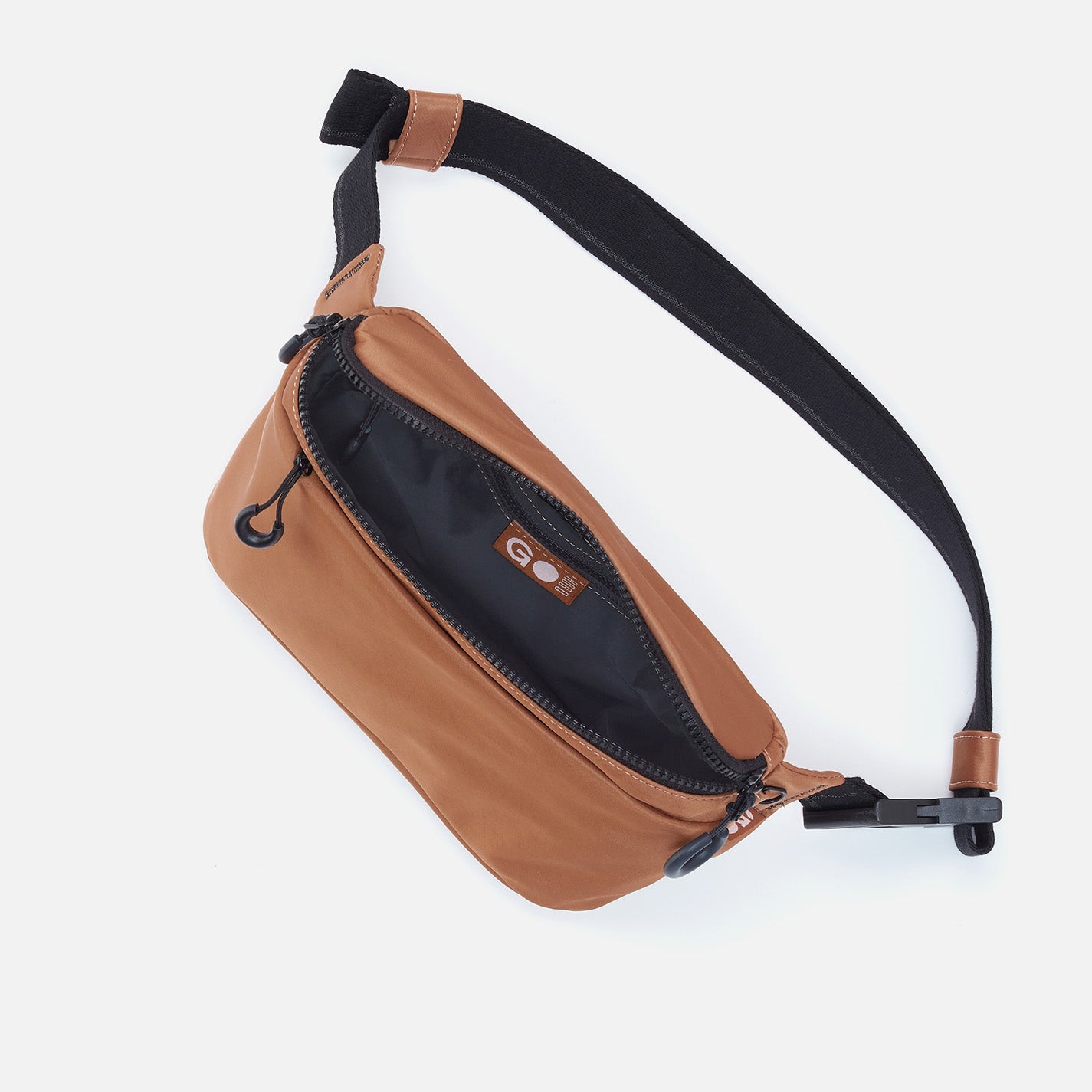 BE HOLD Belt Bag in CaRefiber recycled nylon - Dune - Image 5