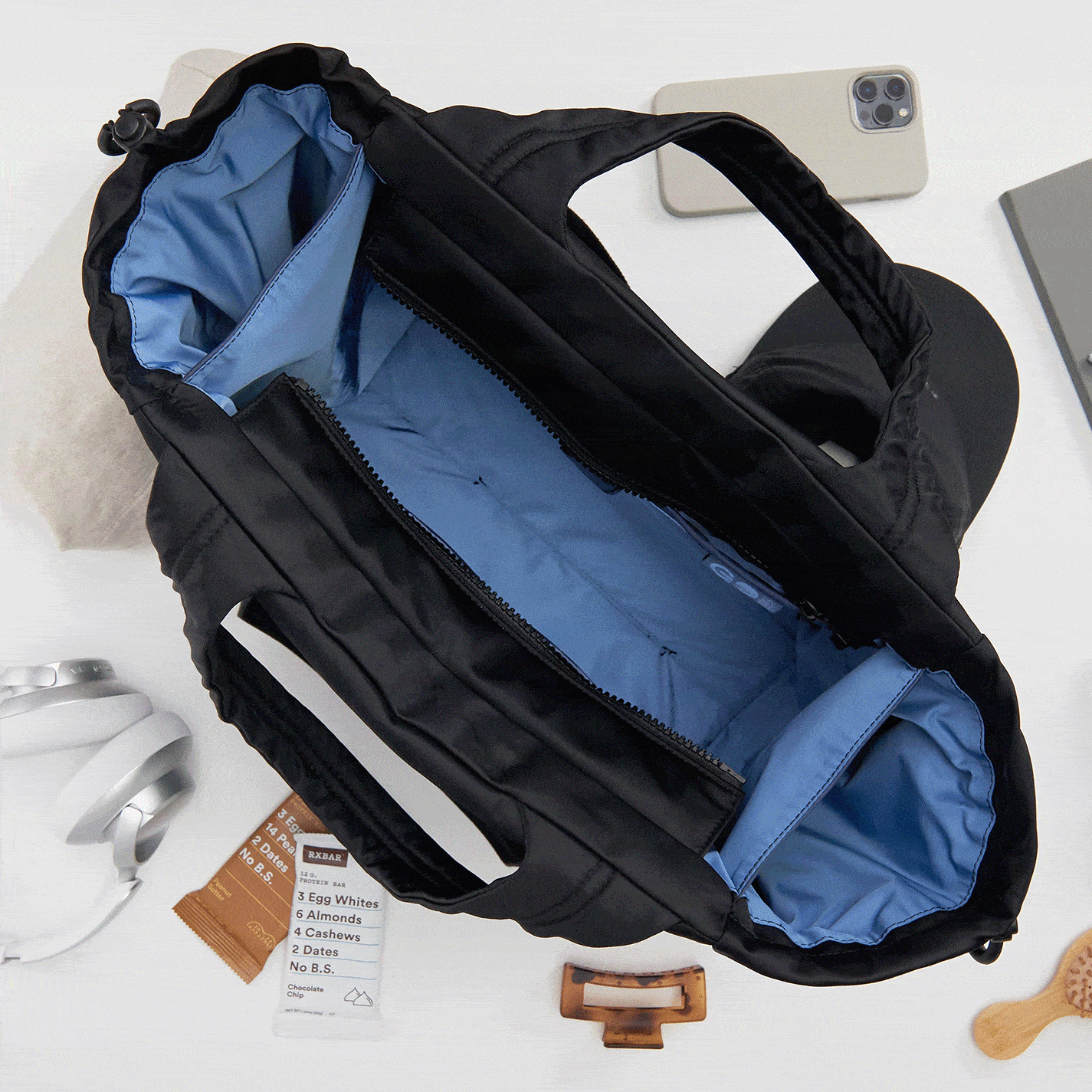 PLACES TO GO Tote in CaRefiber recycled nylon - Jet - Image 4