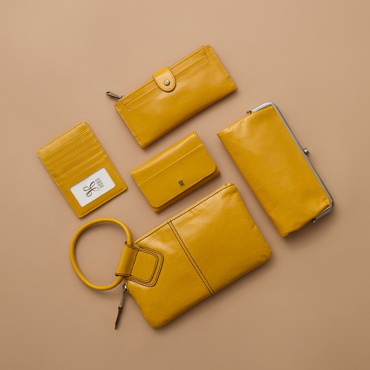 Lauren Clutch-Wallet In Polished Leather - Sun Glow - Image 2