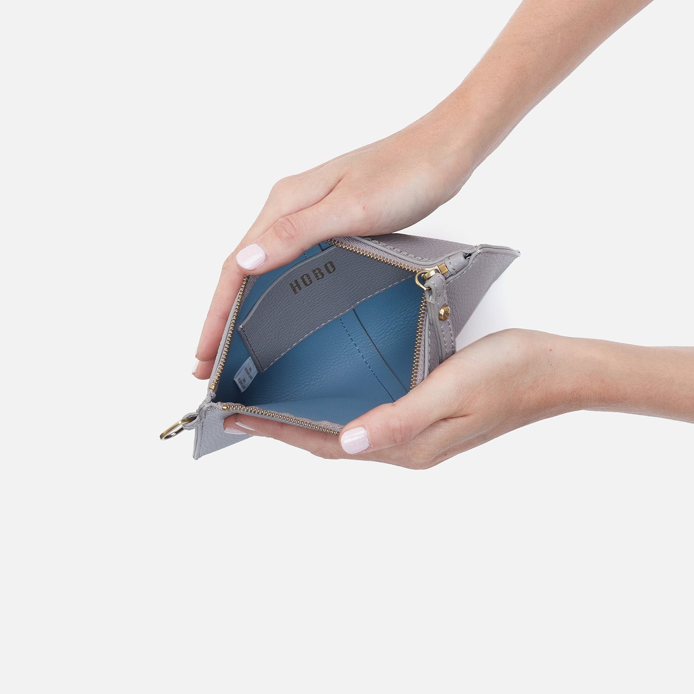Vida Small Pouch in Micro Pebbled Leather - Morning Dove Grey - Image 4