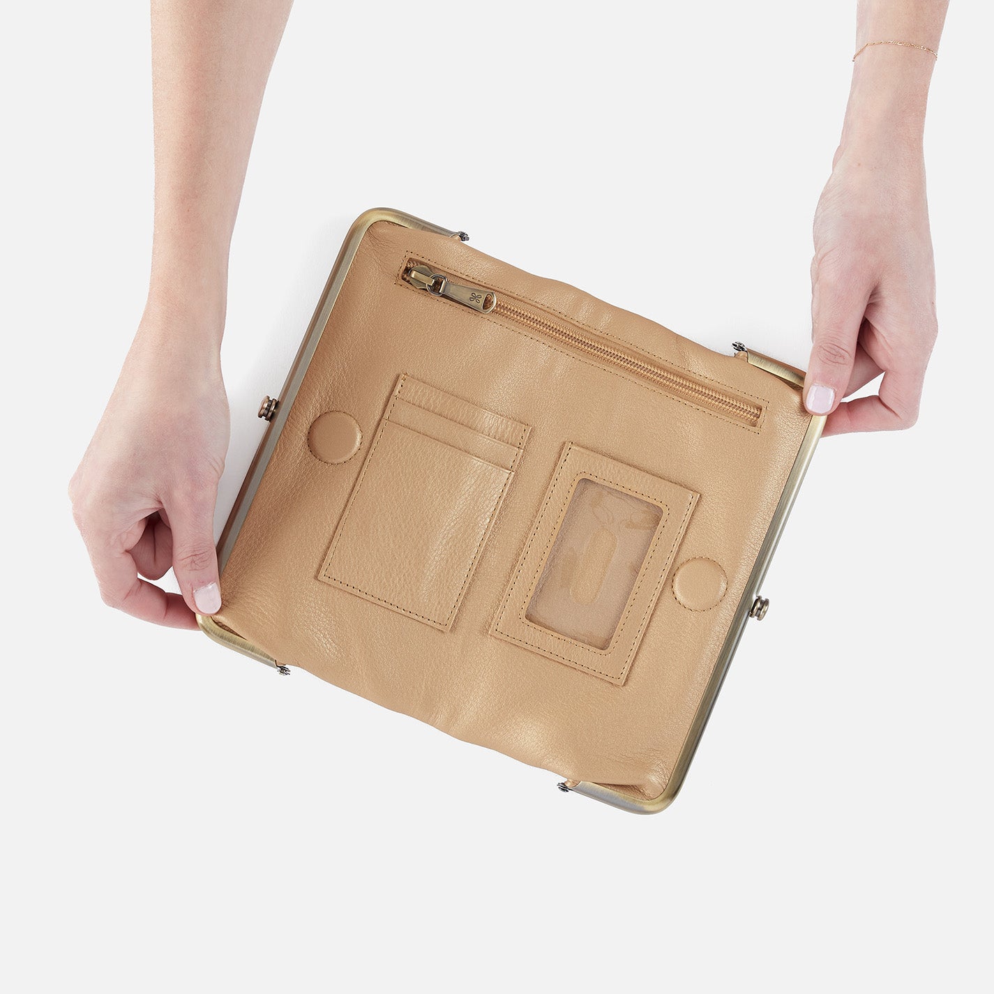Lauren Clutch-Wallet In Pebbled Metallic Leather - Dusty Gold - Image 4
