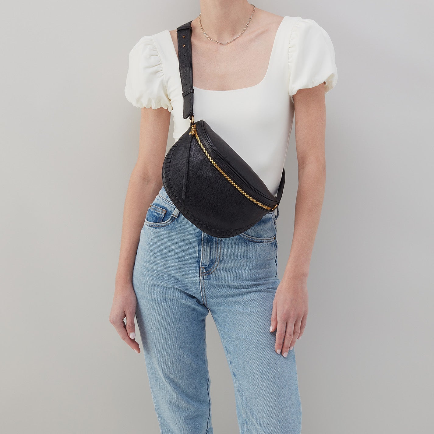 Juno Belt Bag In Pebbled Leather - Black - Image 3