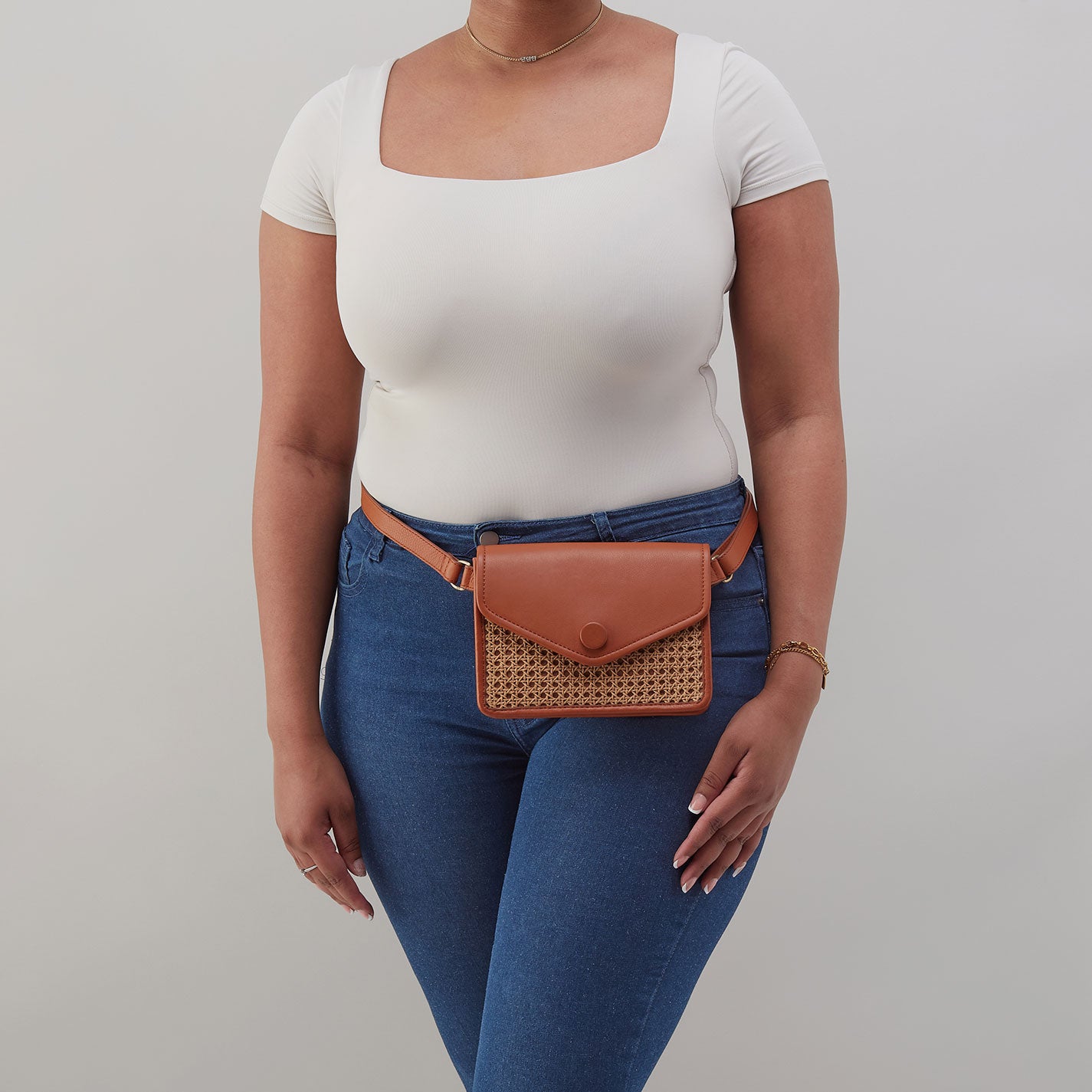 Margot Belt Bag In Pebbled Leather - Burnished Caramel Caning - Image 3