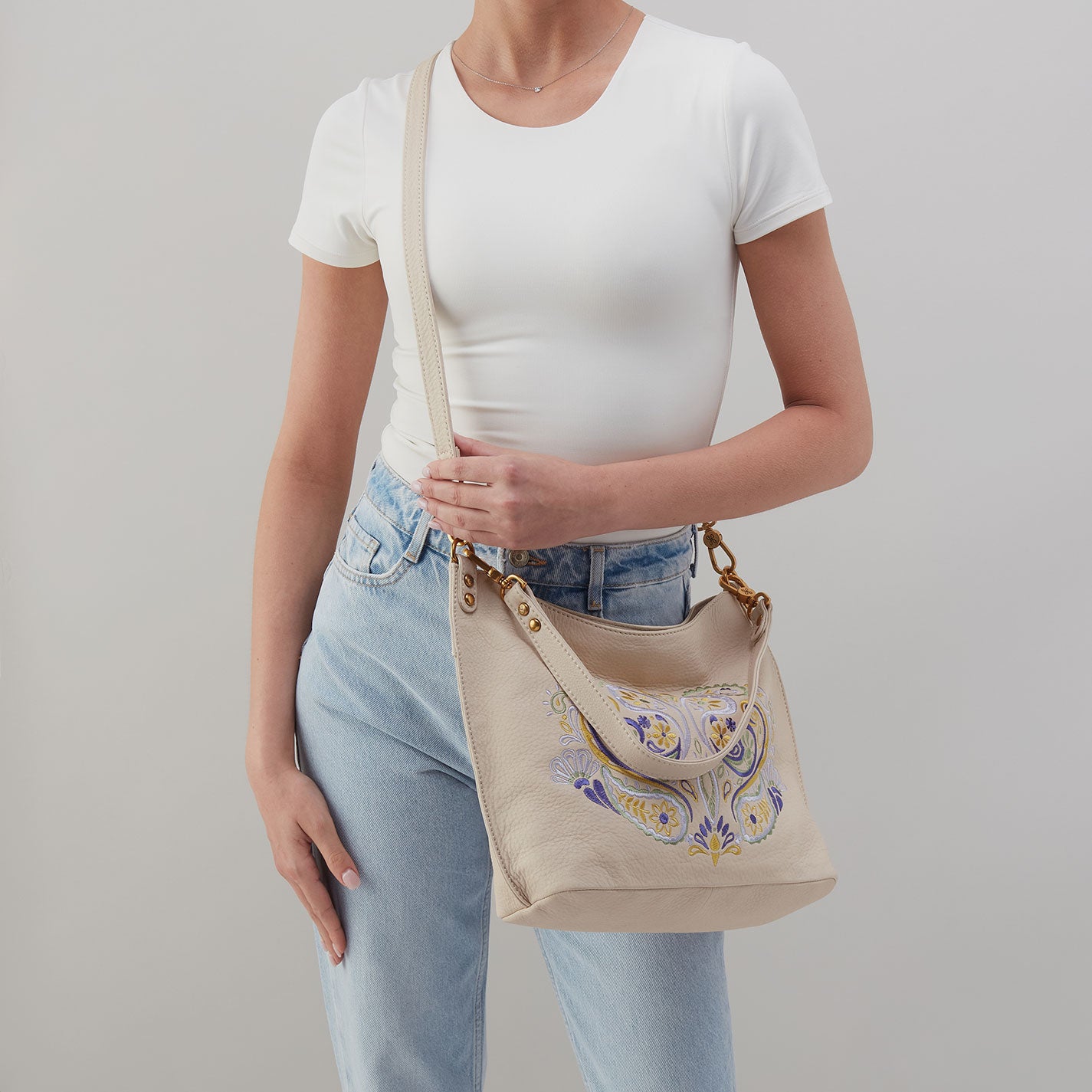 Pier Shoulder Bag In Pebbled Leather - Embroidered Birch - Image 2