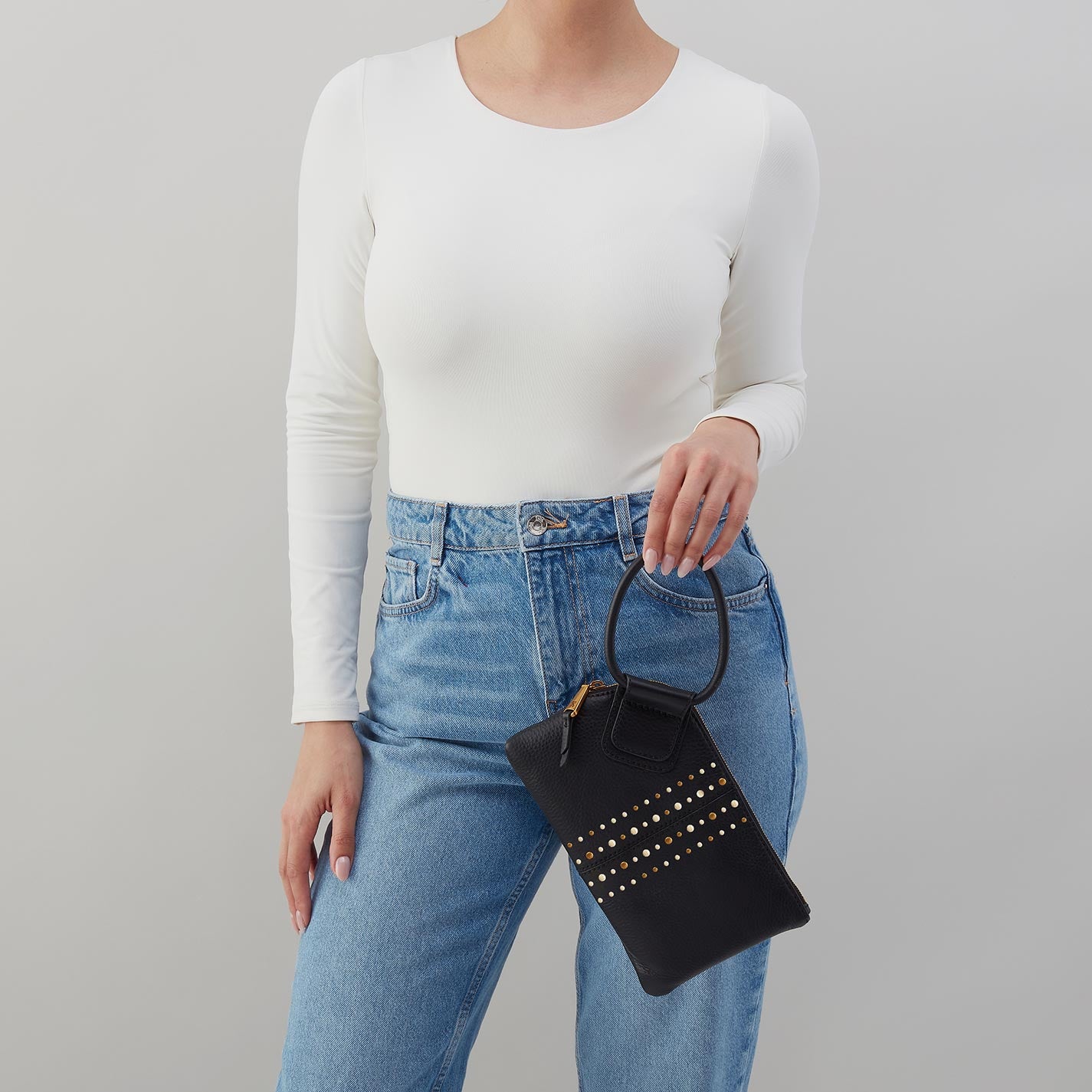 Sable Wristlet in Pebbled Leather - Black With Studs - Image 2