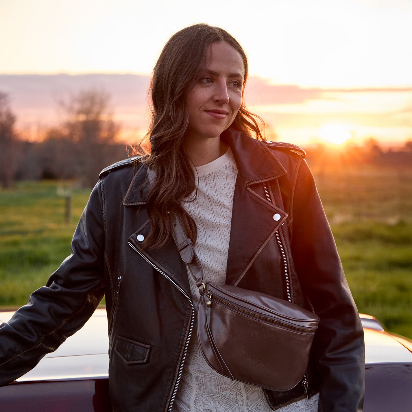 Juno Belt Bag in Polished Leather - Hearthstone - Image 2