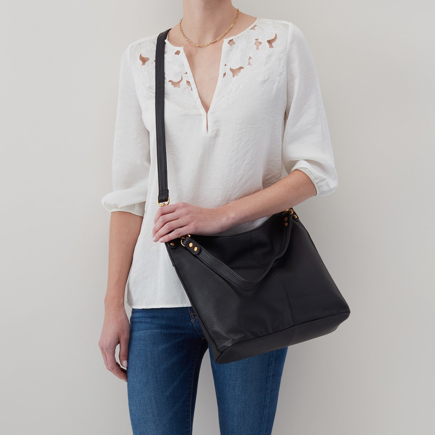 Pier Shoulder Bag In Pebbled Leather - Taupe - Image 2