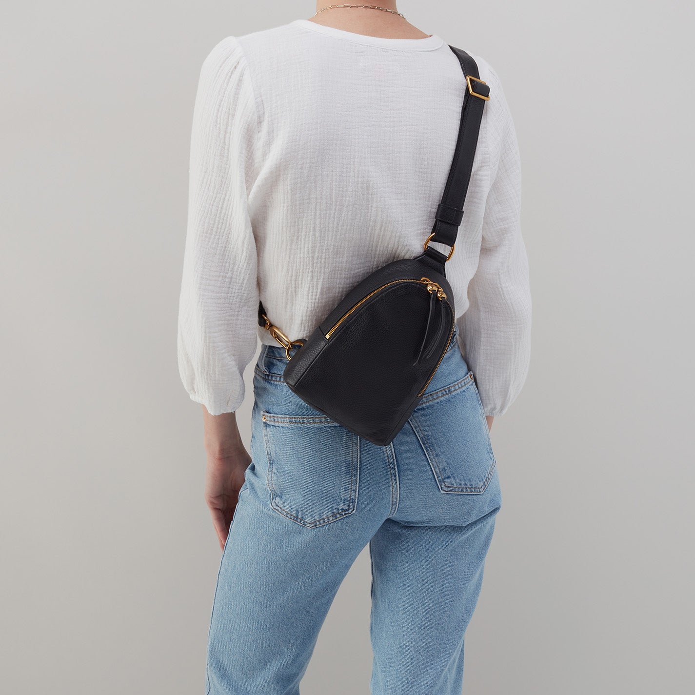 Fern Sling in Pebbled Leather - Black - Image 3