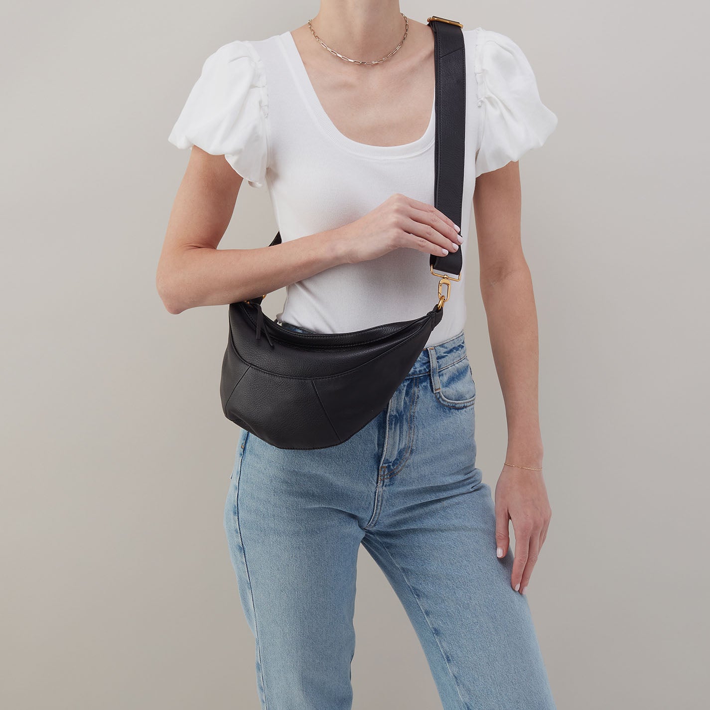 Carmen Sling In Pebbled Leather - Black - Image 2