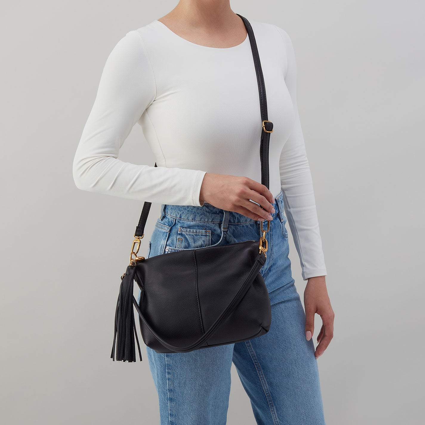 Kori Crossbody in Pebbled Leather - Black - Image 5