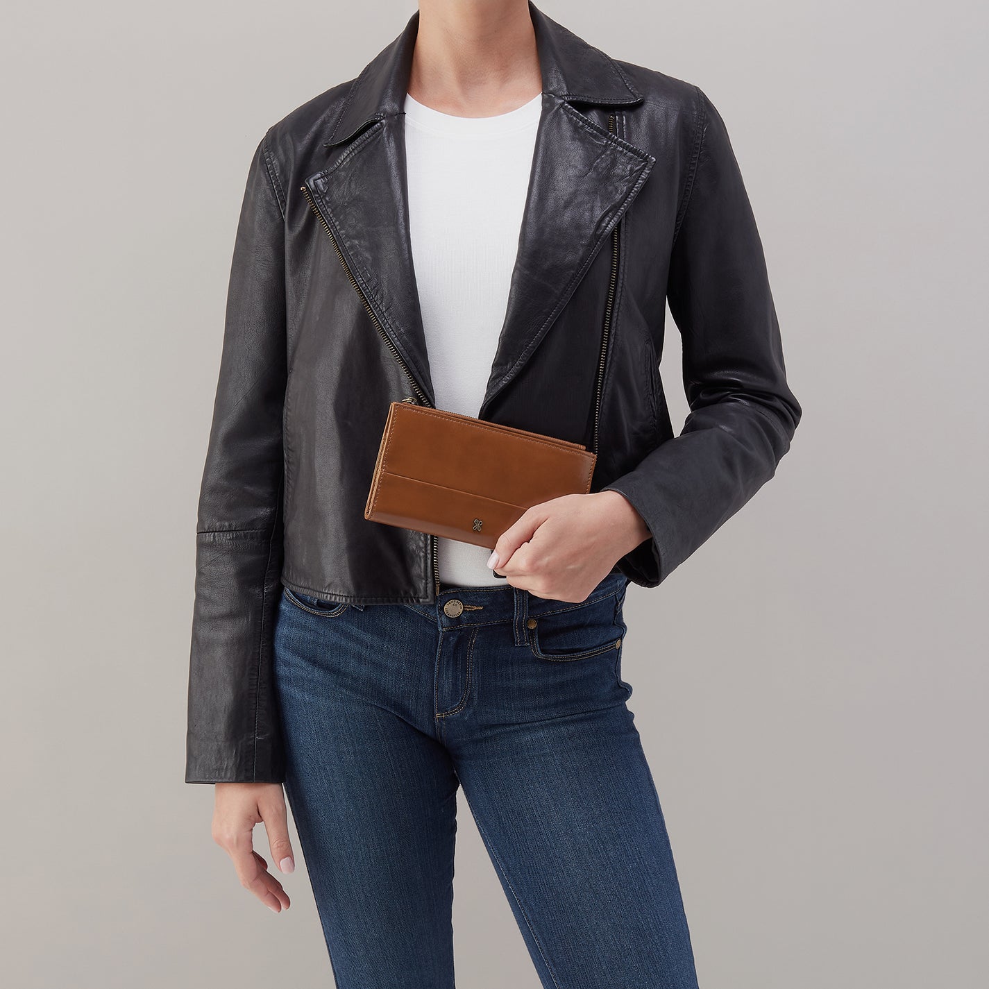 Jill Large Bifold Wallet in Polished Leather - Truffle - Image 2
