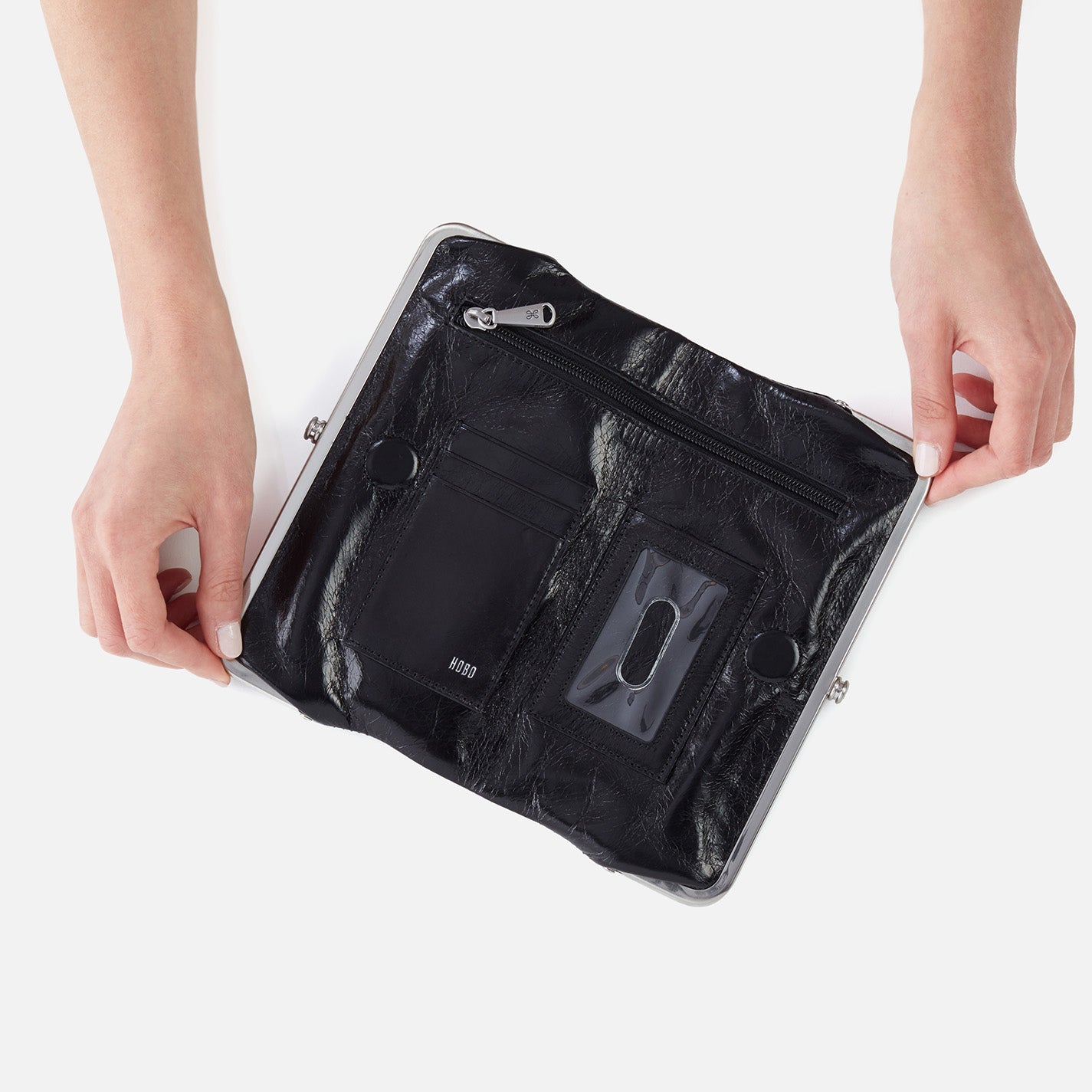 Lauren Clutch-Wallet in Polished Leather - Black - Image 5