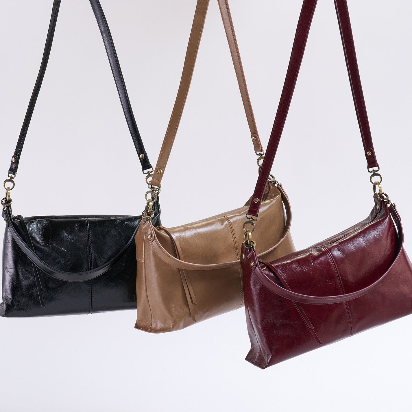 Avon Shoulder Bag in Polished Leather - Black - Image 5