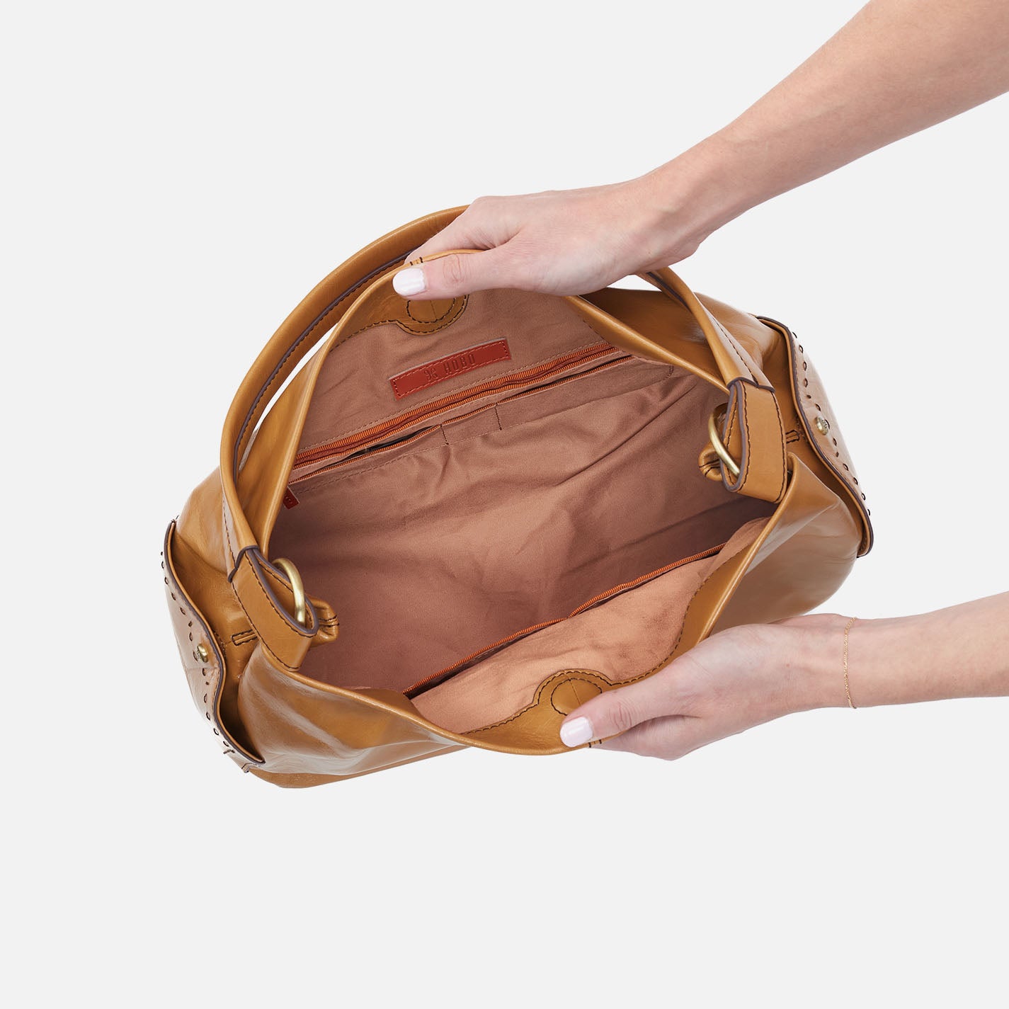 Seneca Shoulder Bag In Polished Leather - Natural - Image 3